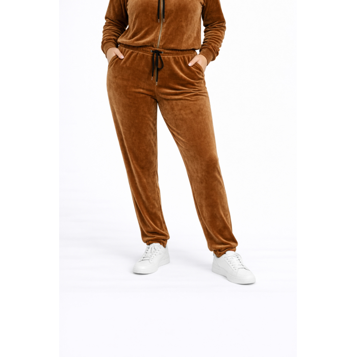 PLUS SIZE ΦΟΡΜΑ ΒΕΛΟΥΤΕ