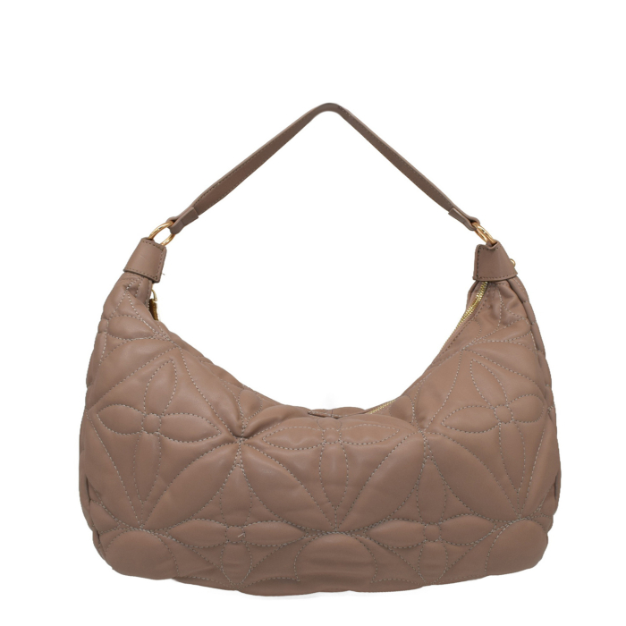 ΤΣΑΝΤΑ ΩΜΟΥ