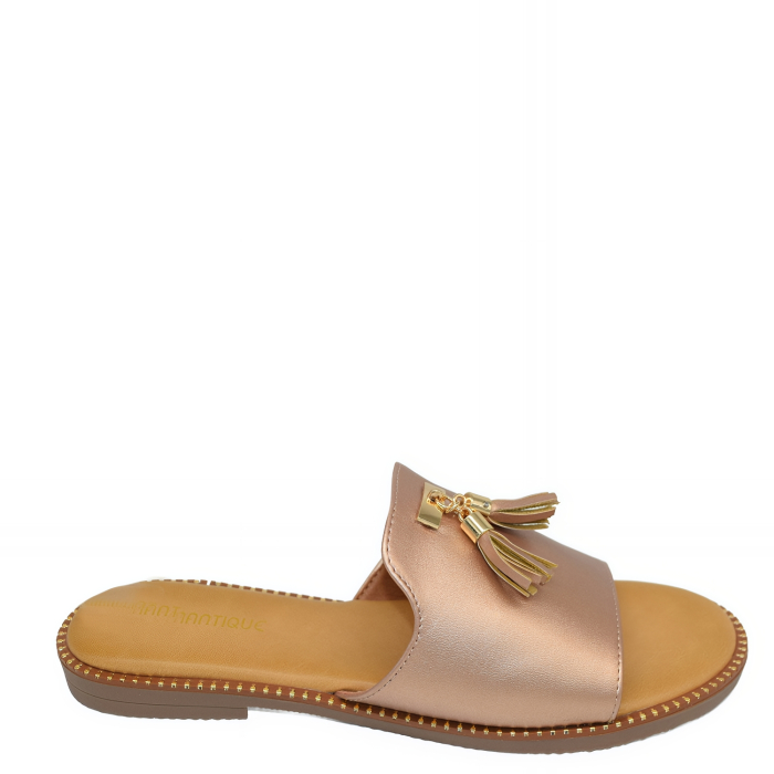 ΣΑΝΔΑΛΙ FLAT