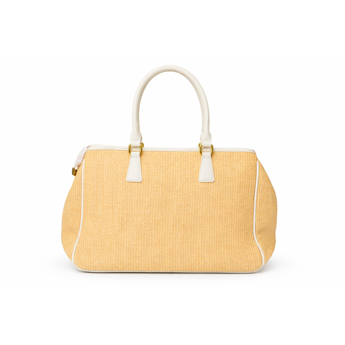 ΤΣΑΝΤΑ ΧΕΙΡΟΣ