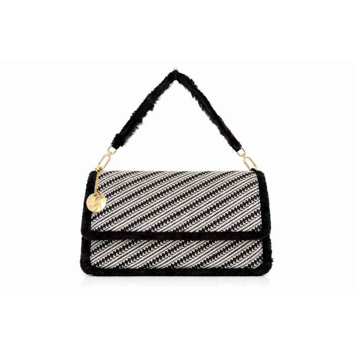 ΤΣΑΝΤΑ ΧΕΙΡΟΣ