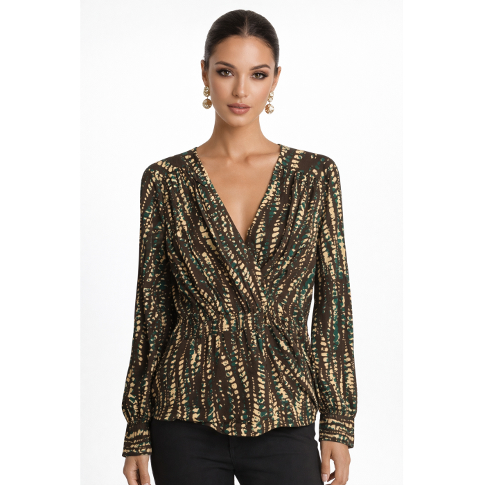 ΜΠΛΟΥΖΑ ΜΑΚΡΥΜΑΝΙΚΗ