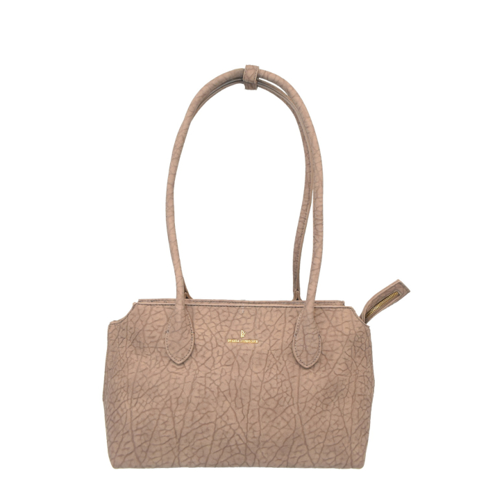 ΤΣΑΝΤΑ ΩΜΟΥ