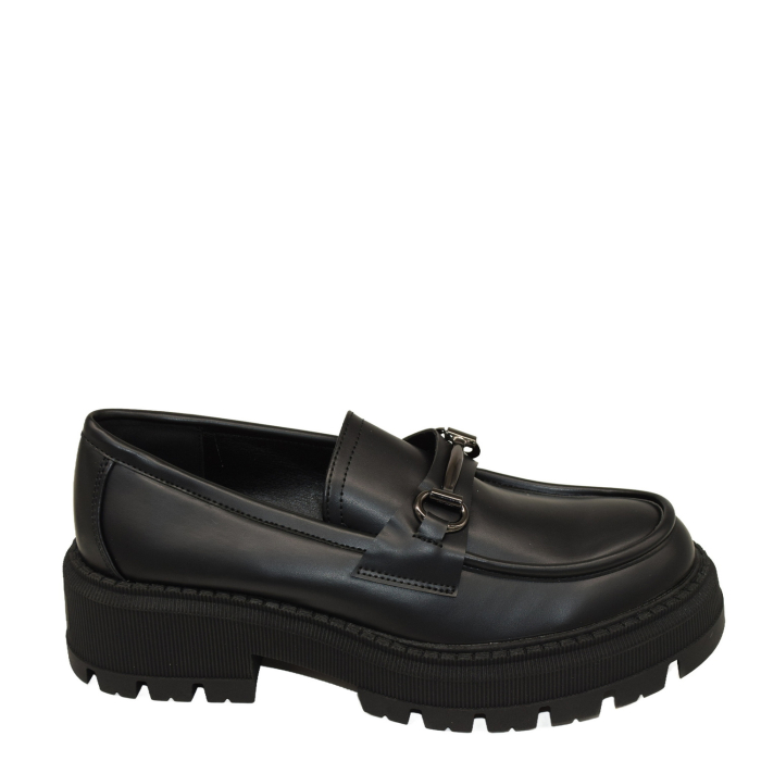 LOAFER