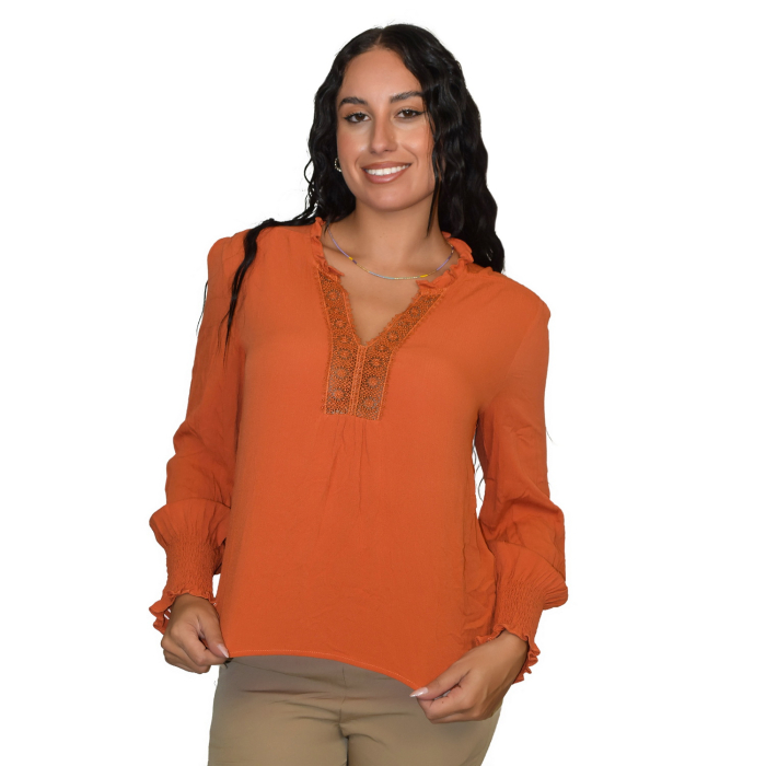 ΜΠΛΟΥΖΑ ΜΑΚΡΥΜΑΝΙΚΗ