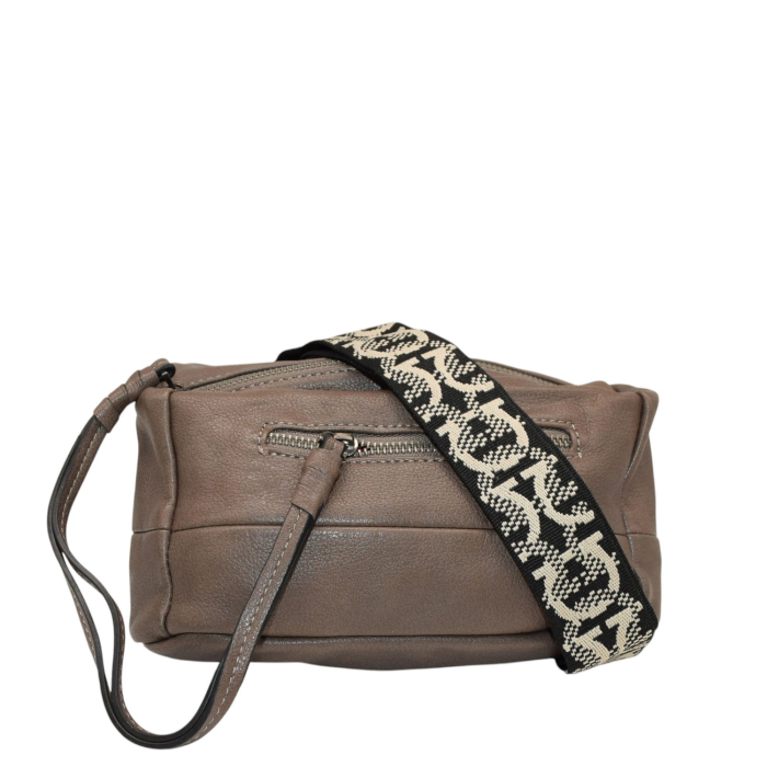 ΤΣΑΝΤΑ ΧΙΑΣΤΙ