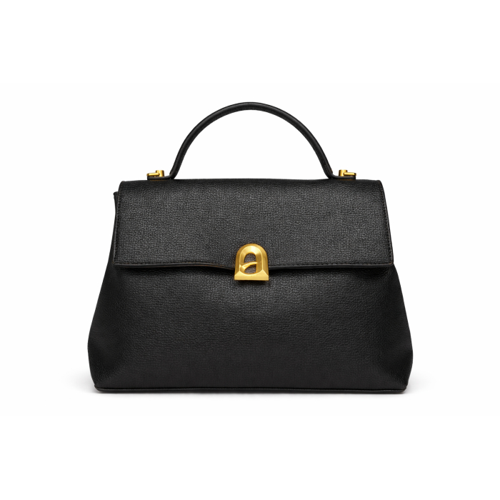 ΤΣΑΝΤΑ ΧΕΙΡΟΣ