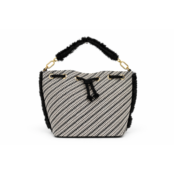 ΤΣΑΝΤΑ ΧΕΙΡΟΣ