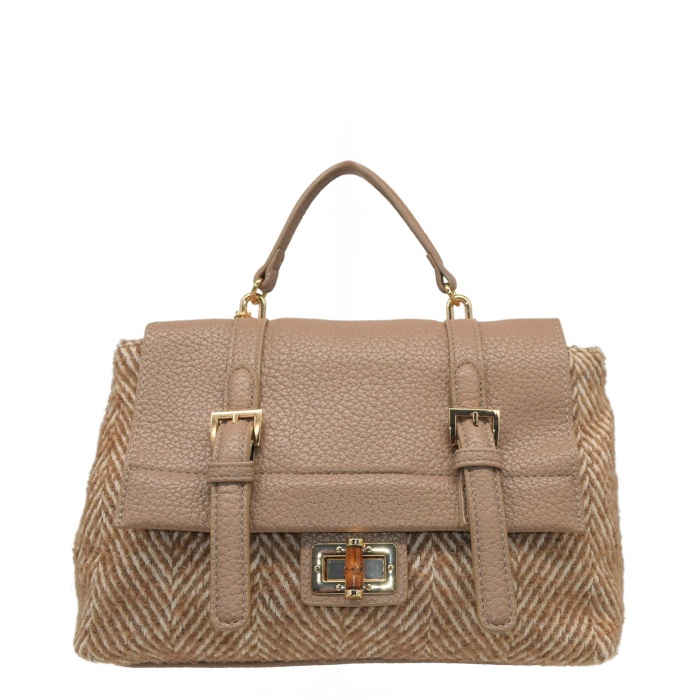 ΤΣΑΝΤΑ ΧΕΙΡΟΣ