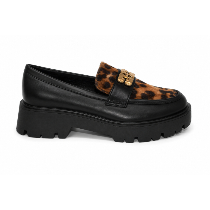 LOAFER